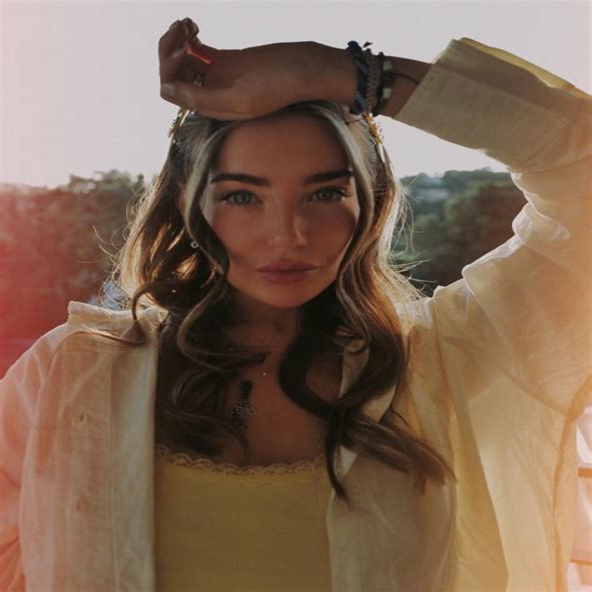 Bethany Lily April (Instagram Star) Wikipedia, Biography, Age, Height, Weight, Boyfriend, Net Worth, Career, Facts