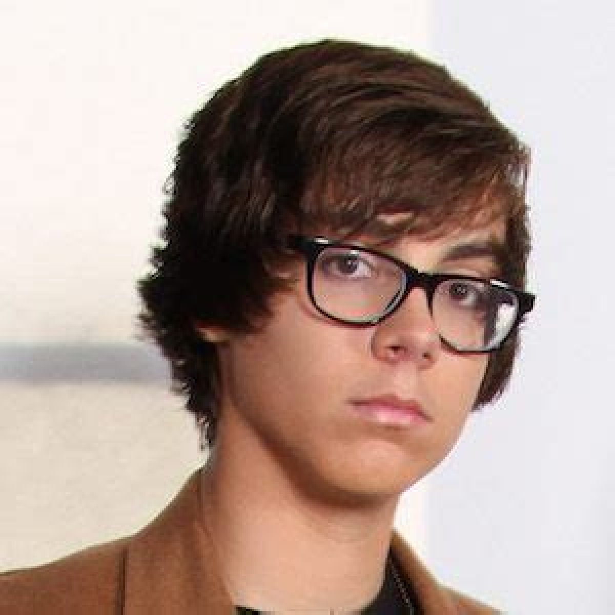 Bryan Atchison (Pop Singer) - Age, Birthday, Bio, Facts, Family, Net Worth, Height & More
