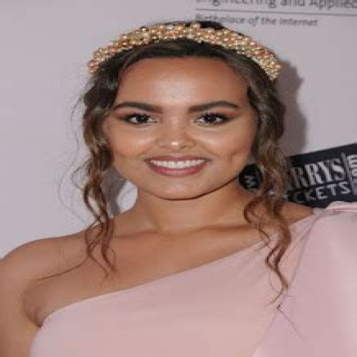 Camille Leonard Wiki, Biography, Age, Birthday, Parents, Boyfriend, Ig
