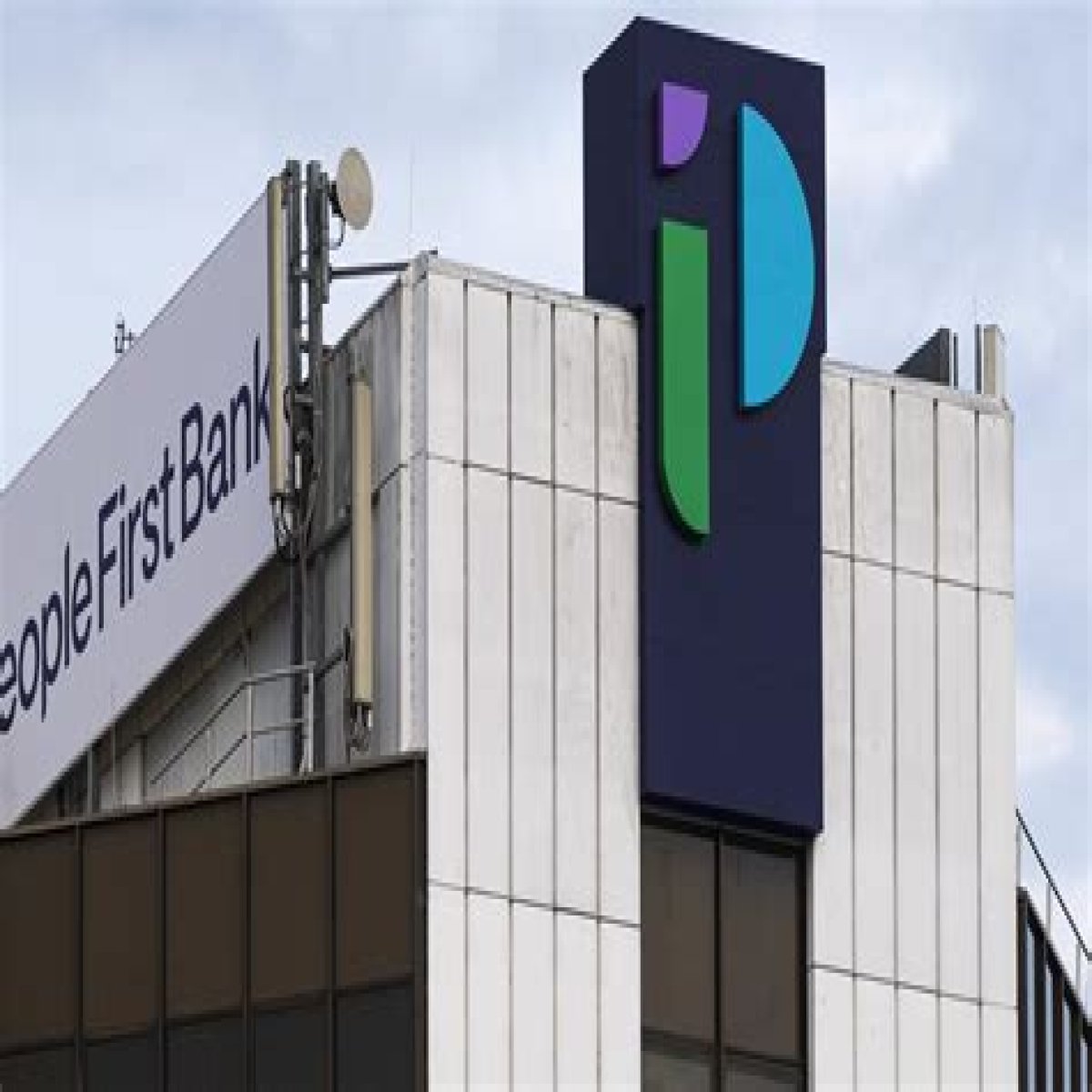 Final days until major bank with 4,000 branches shuts down location for good after 37 years