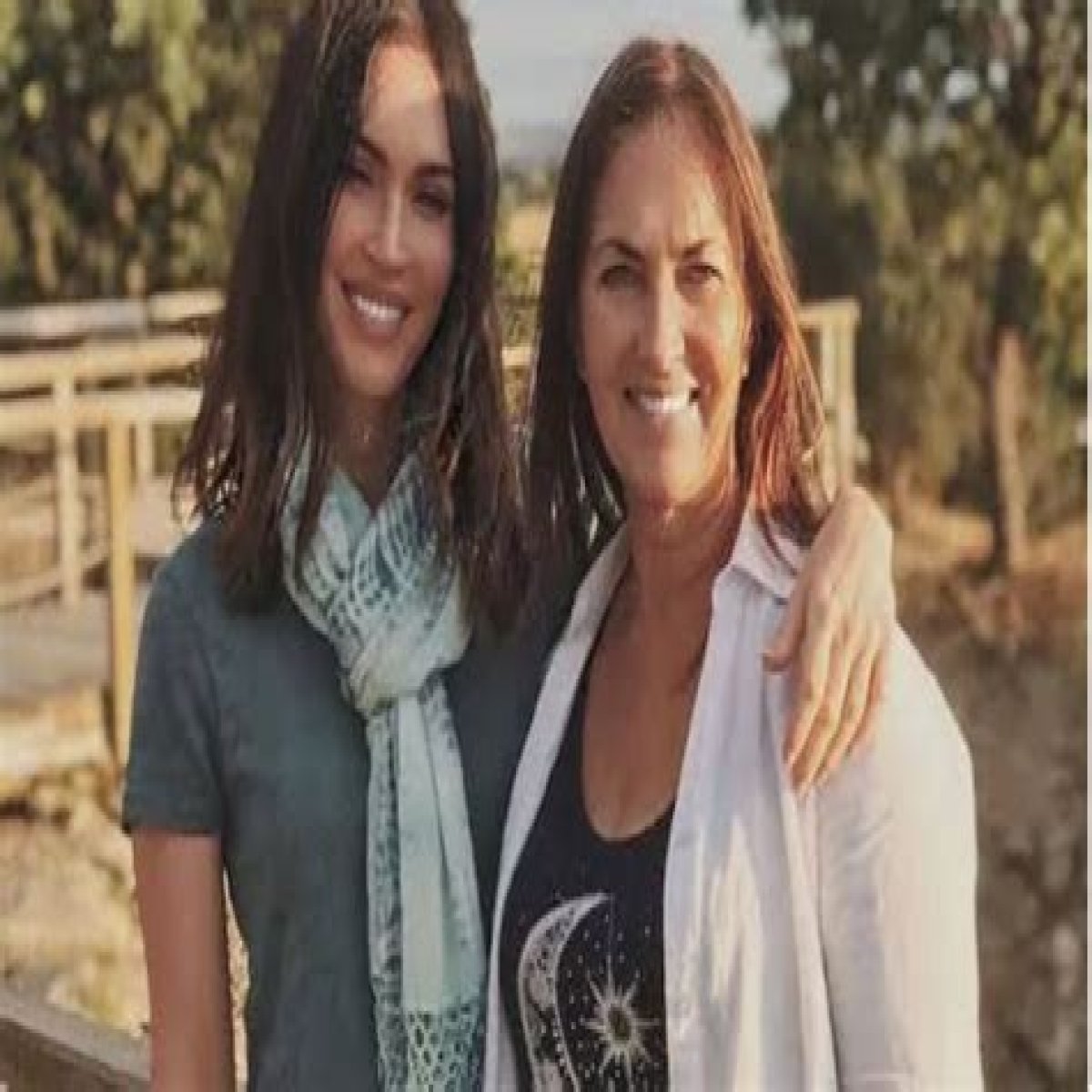 Gloria Darlene Fox: Megan Fox’s mother, Everything to Know