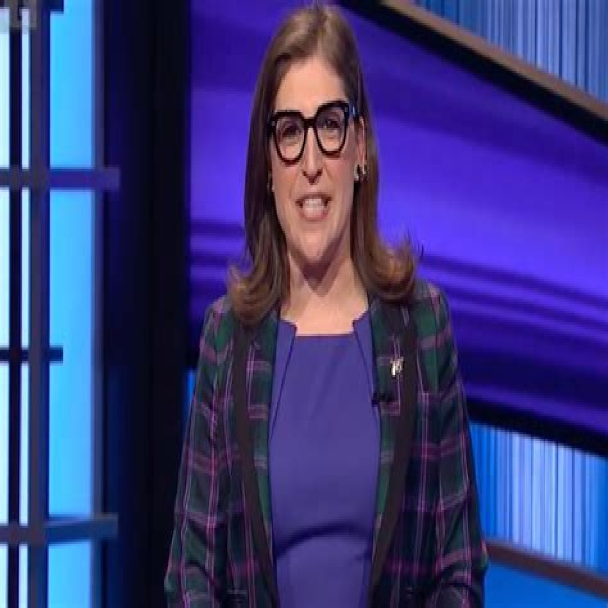Jeopardy! host Mayim Bialik admits to huge on-air blunder & is forced to pay back new player before Ryan Long’s 12th win