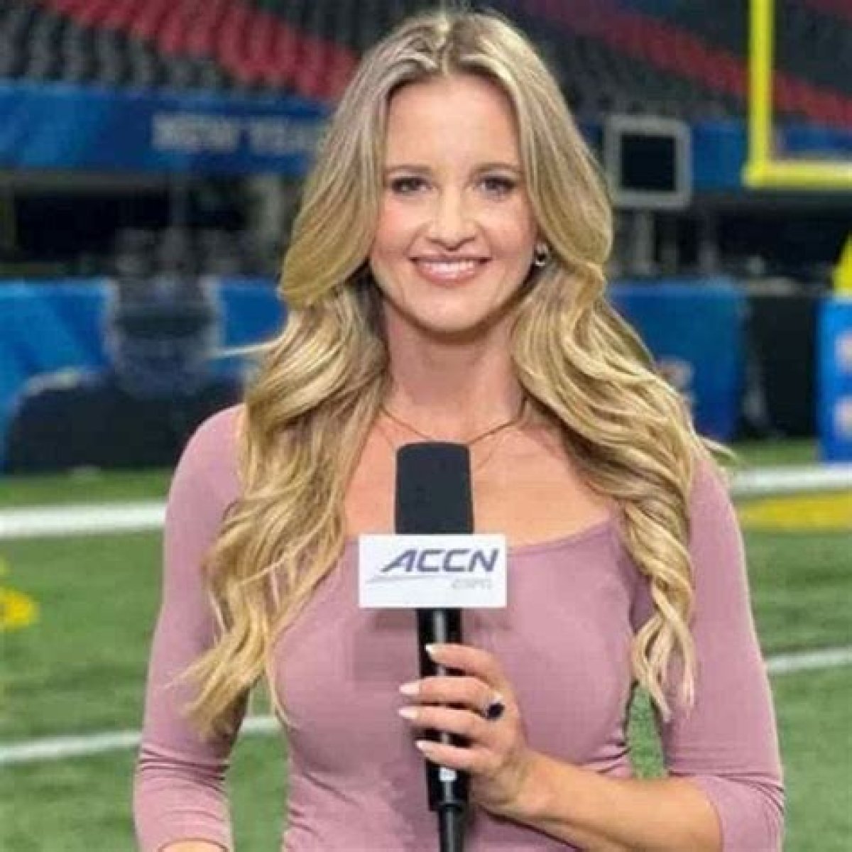 Kelsey Riggs– Net Worth, Bio, Age, Height, Husband, Marriage