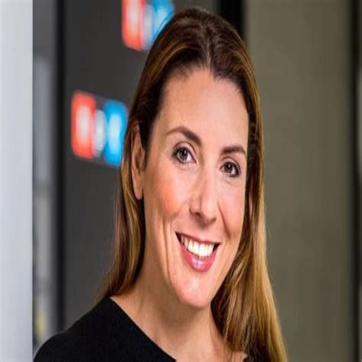 Lulu Garcia Navarro Bio, Wiki, Age, Height, Education, Husband, Family, Salary and Net Worth