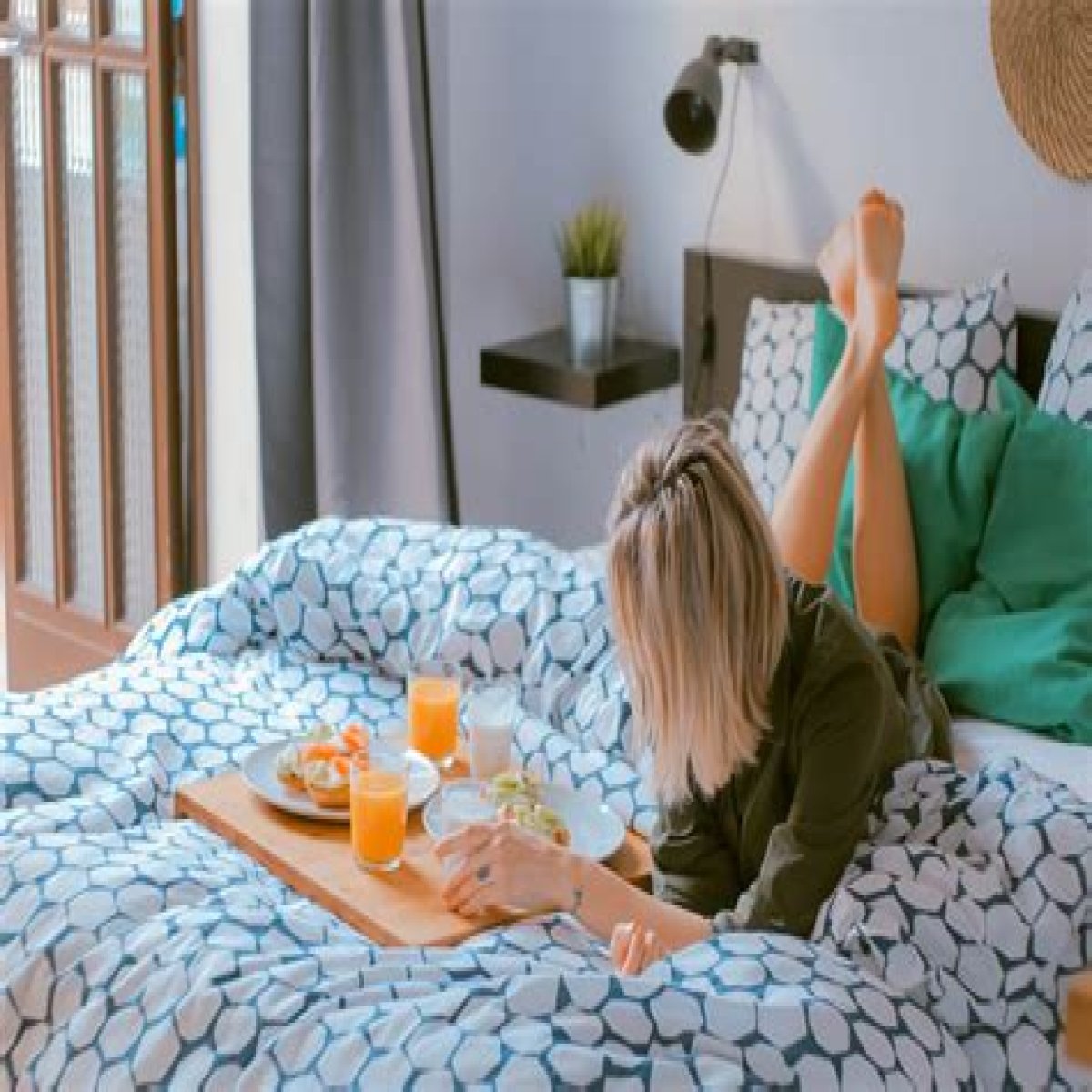 Lying Down After Eating: Is it Bad for Digestion? + Tips