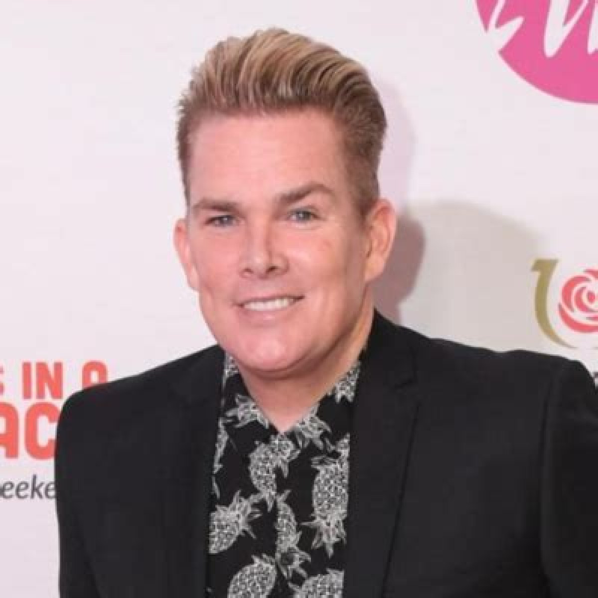 Mark McGrath- Net Worth, Age, Ethnicity, Husband, Height, Career
