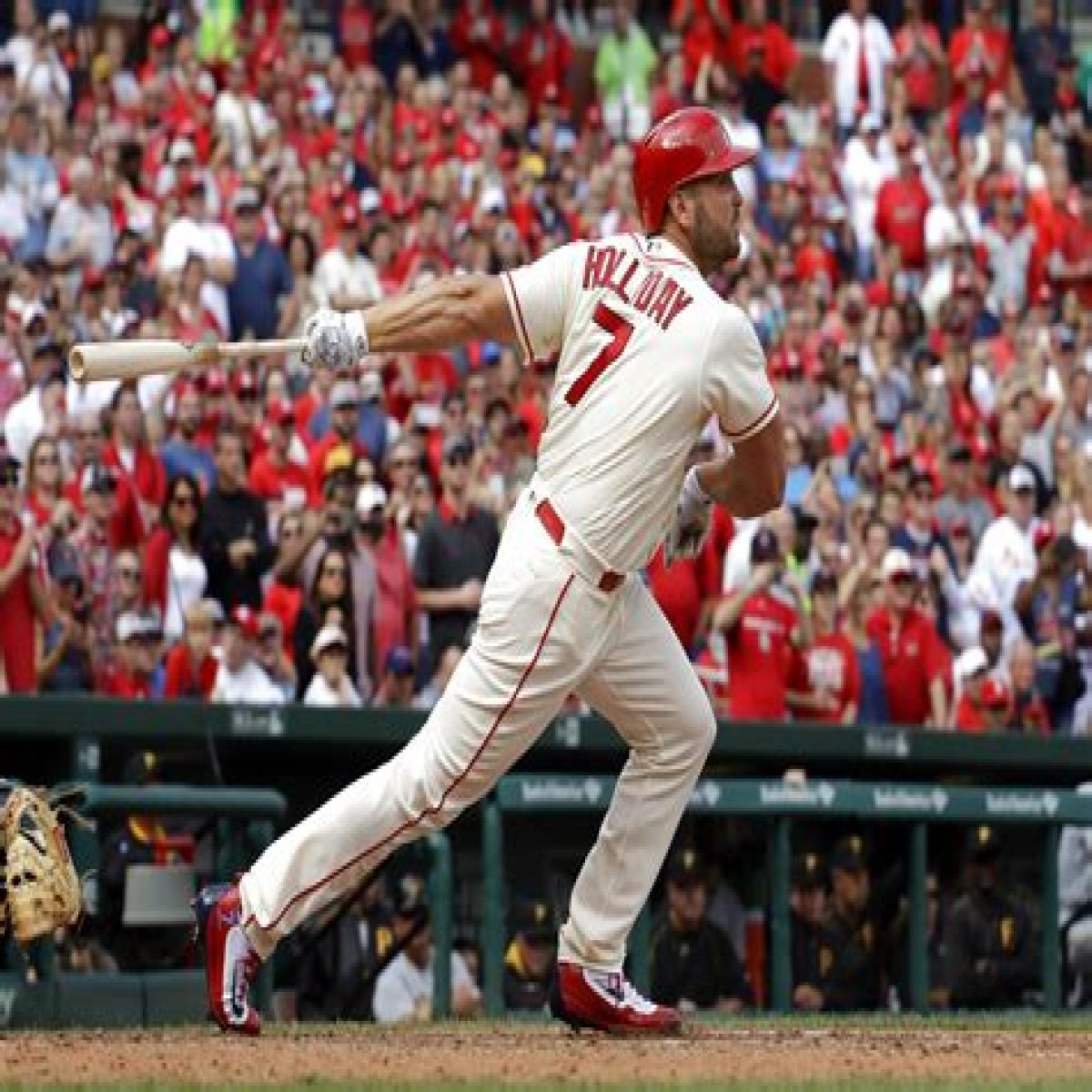 Matt Holliday steps down as Cardinals bench coach