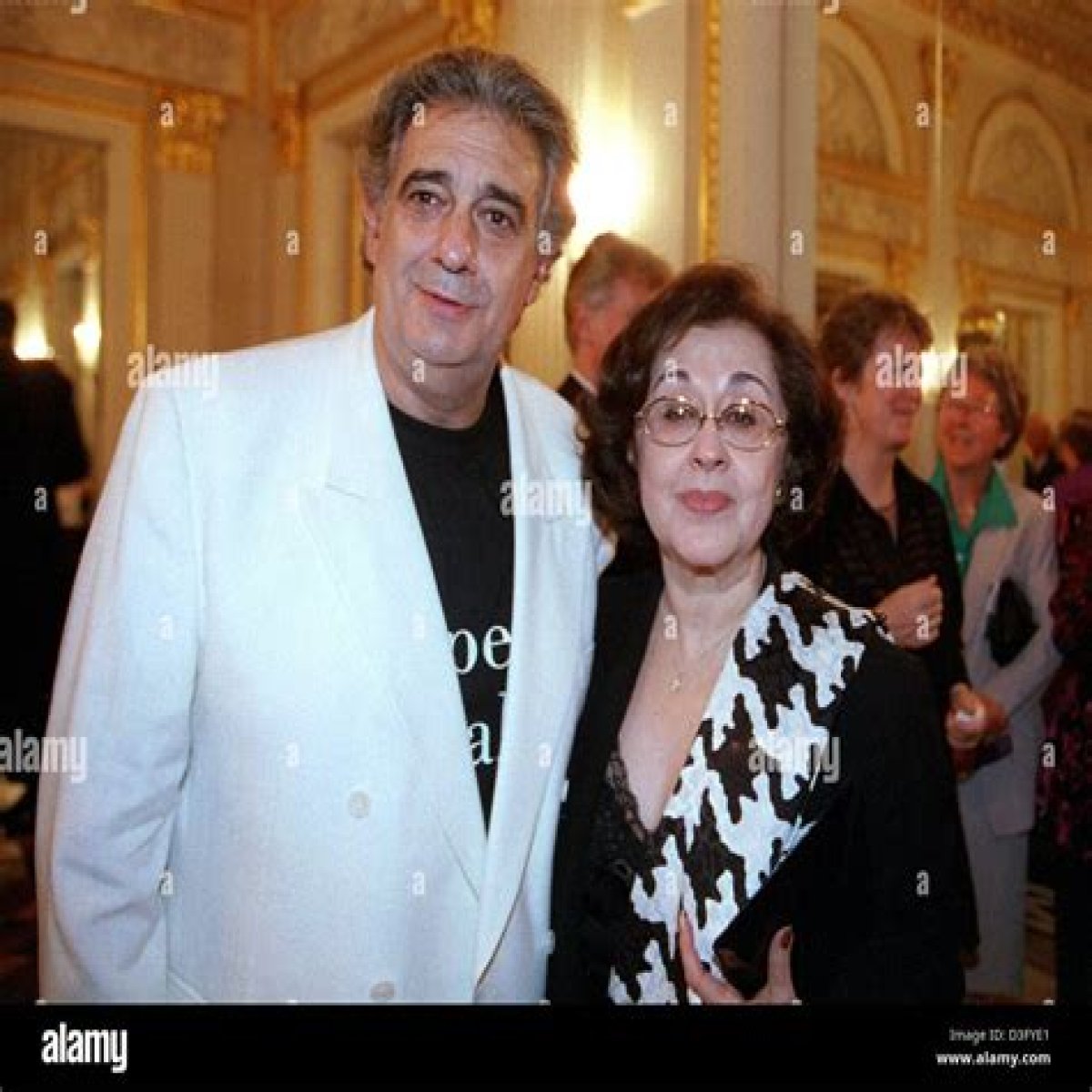 Placido Domingo’s Wife: Who is Placido Domingo Dating?