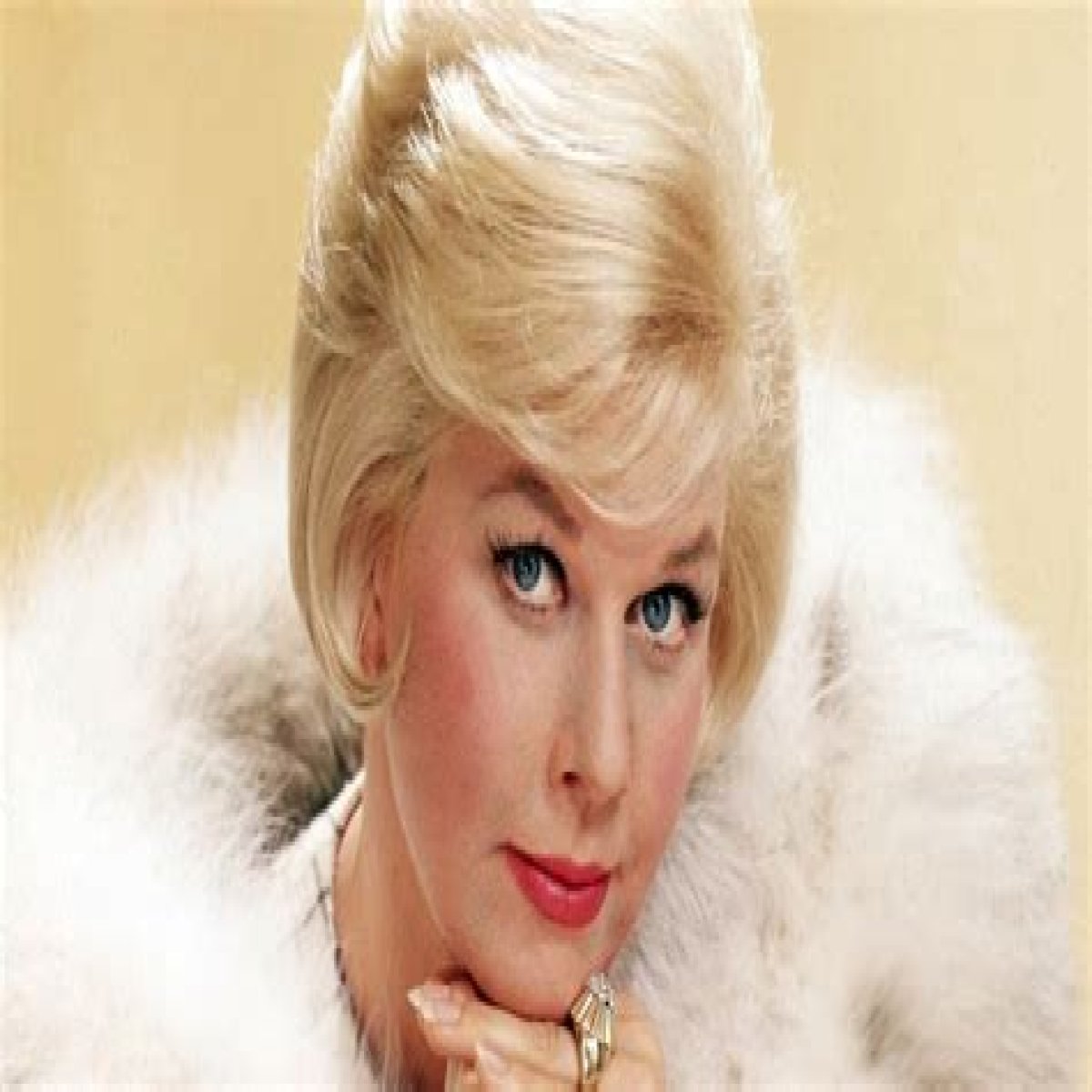 The Astonishing Net Worth Of Doris Day At The Time Of Her Passing
