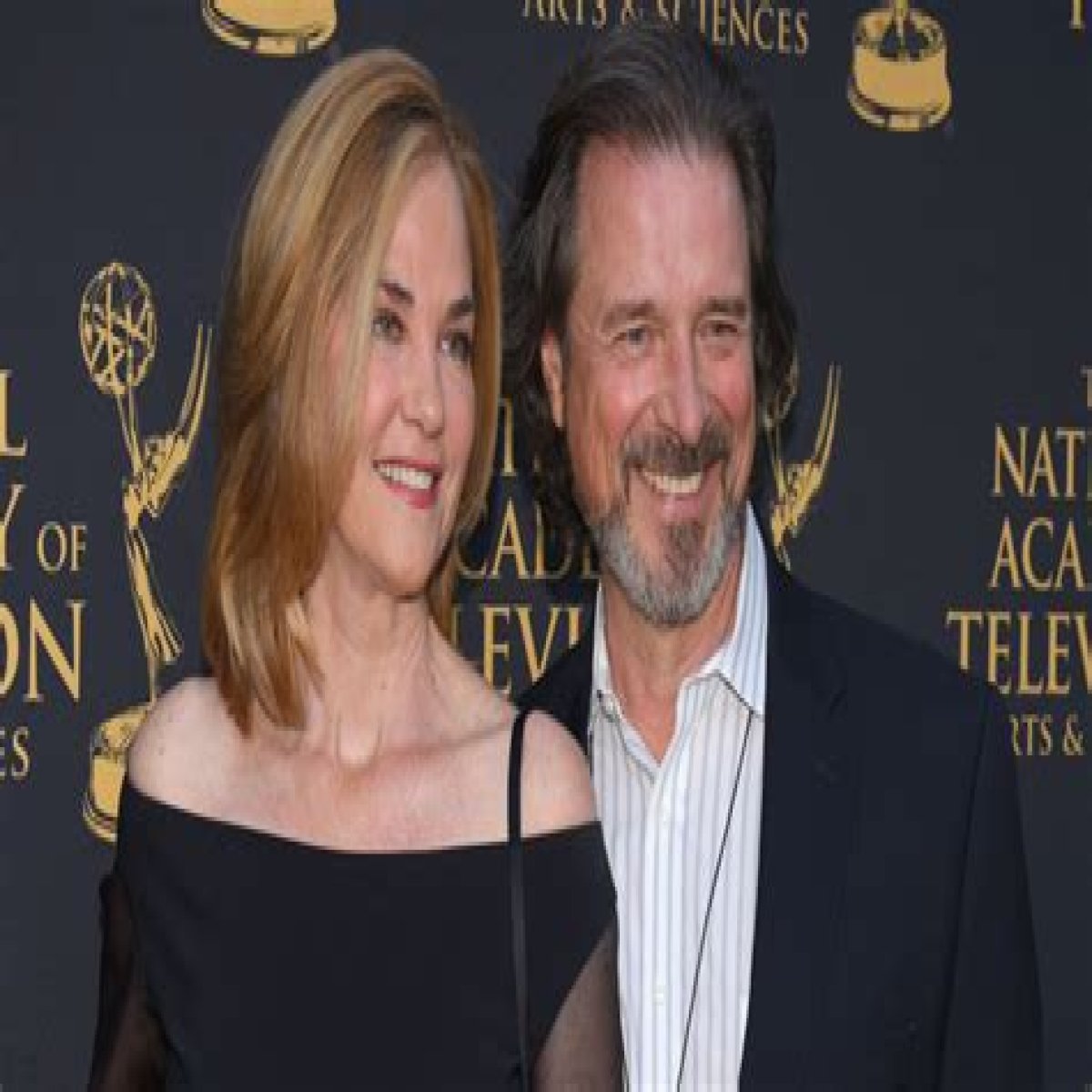 Who is Kassie DePaiva Dating – Kassie DePaiva's Husband & Exes