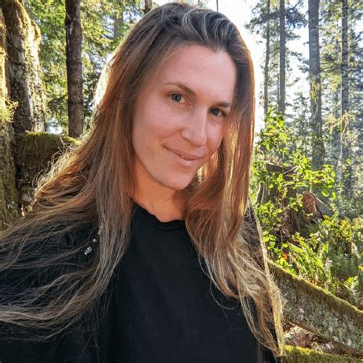 Xev Bellringer- Wiki, Age, Husband, Ethnicity, Net Worth, Height, Career